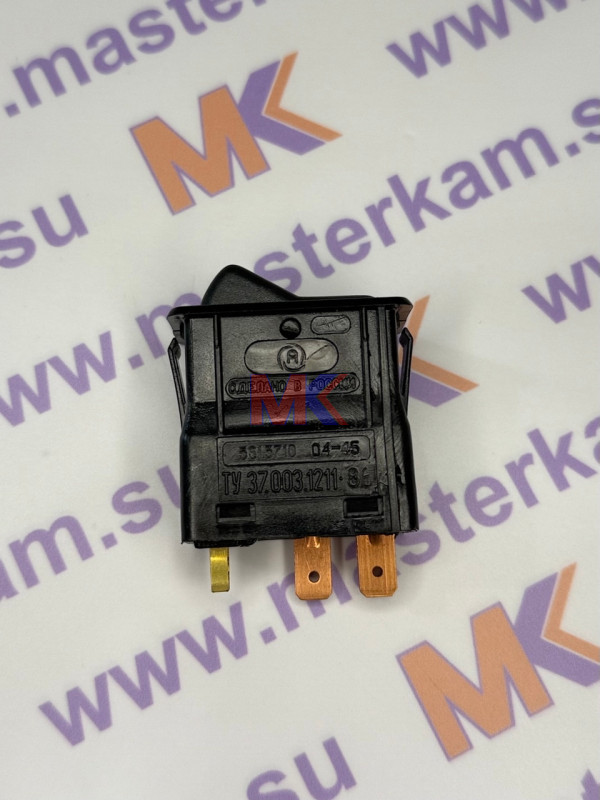 Клавиша (3 конт, света фары-искателя) (0974-03.04)