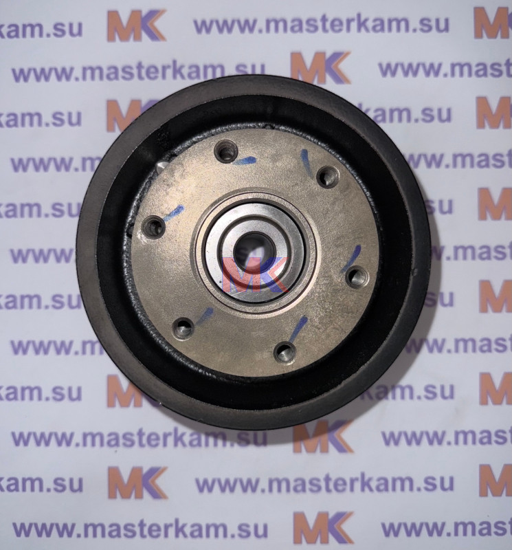 Шкив привода вентилятора на ЯМЗ 650,651,653 (5010477014) в полном сборе